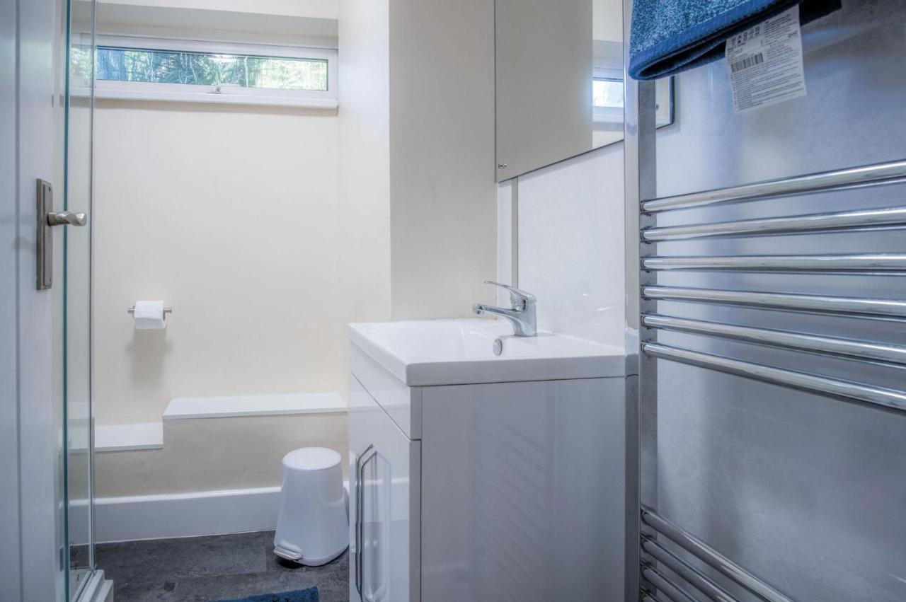 Croft Court - 1 Bedroom Apartment - Тенби Экстерьер фото