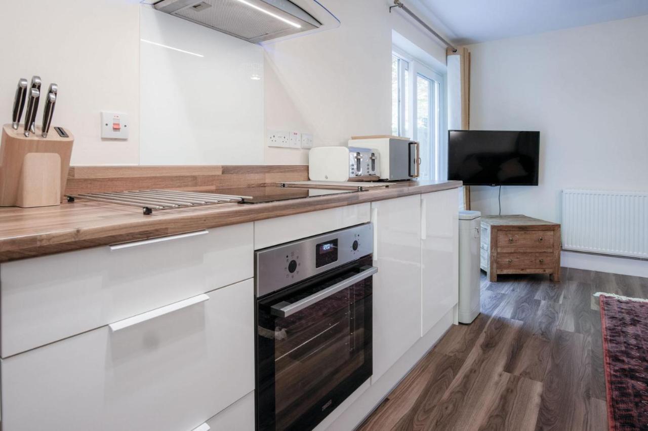 Croft Court - 1 Bedroom Apartment - Тенби Экстерьер фото
